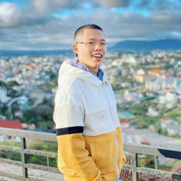 Portrait of Iriss Lee